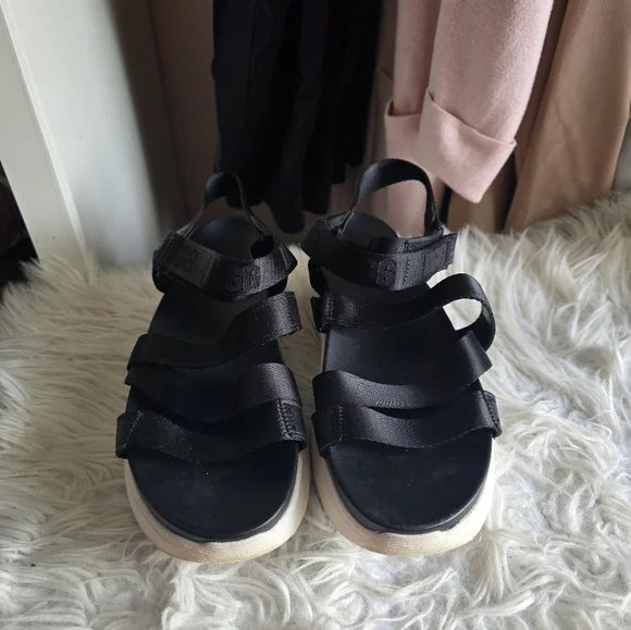 Ugg Black Strappy Sandals Size 12 - Picture 1 of 5